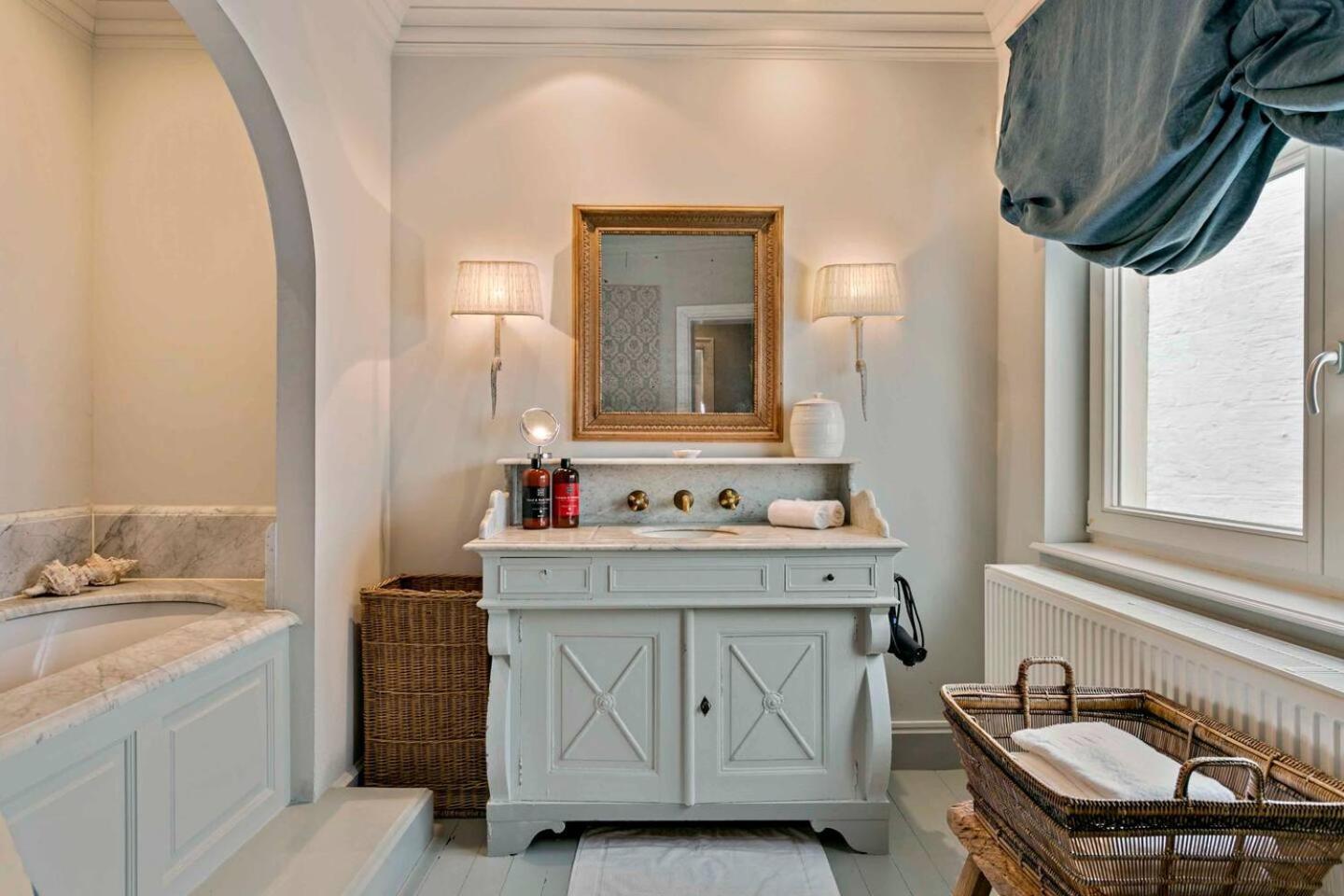 Guesthouse Groeninghe In The Centre Of Bruges Luaran gambar